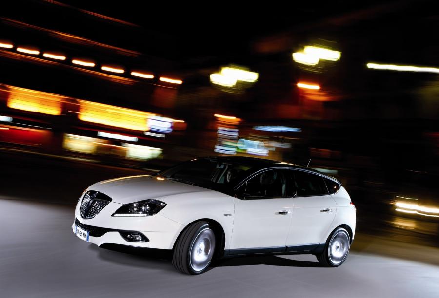  Lancia Delta 2008 года  (фото 29 из 94)